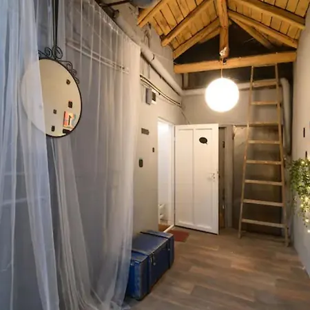 Апартаменты Cozy Loft In The Heart Of *